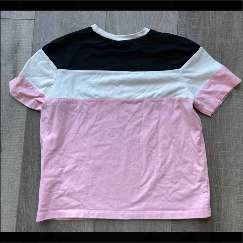 FILA Colorblock Tee Size Medium - Picture 4 of 6